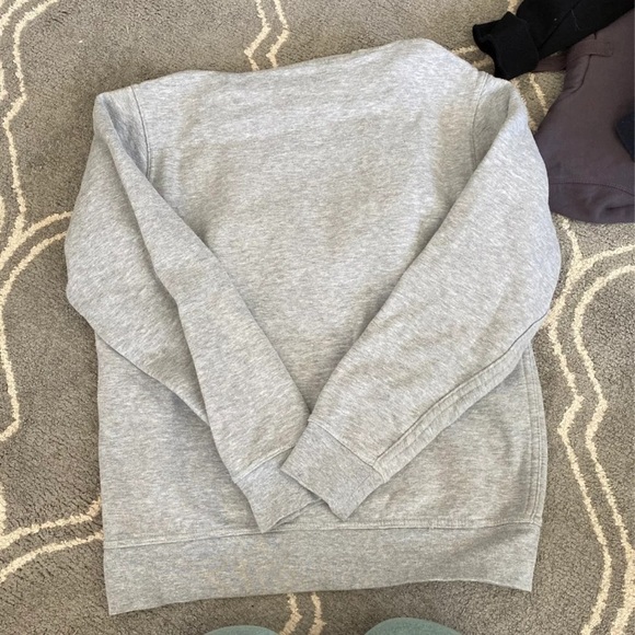 The North Face sweatshirt - Picture 4 of 4